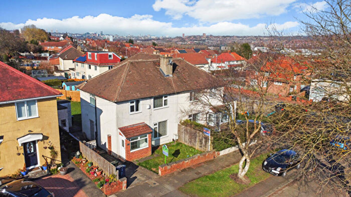 3 Bedroom Semi-Detached House For Sale In Greenwood Gardens, Lobley Hill, Gateshead, NE11