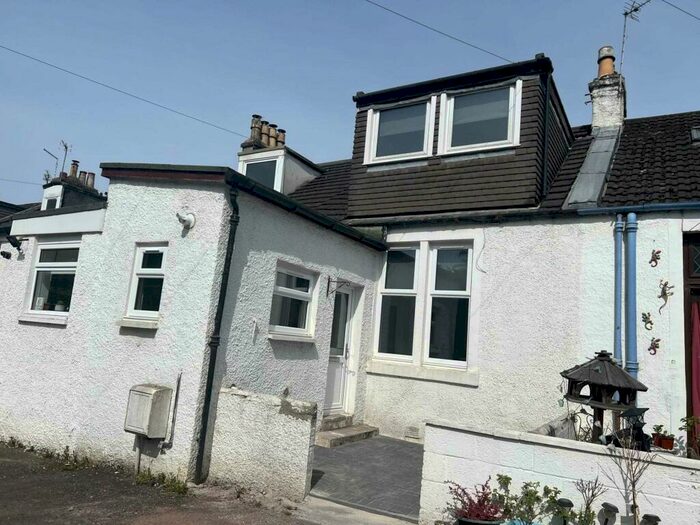 2 Bedroom Cottage To Rent In Bridgend Cottages, Waterside Road, Kirkintilloch, G66