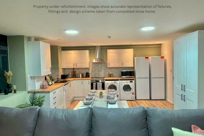 5 Bedroom Apartment To Rent In B, Gordon House, Cranmer Street, NG3