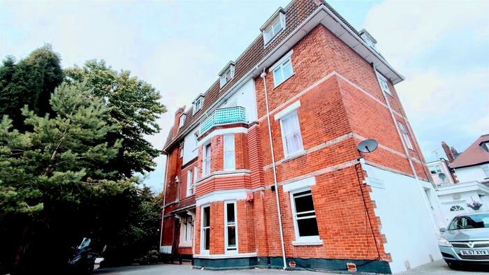 1 Bedroom Flat To Rent In Boscombe Spa Road, Boscombe, Bournemouth, BH5