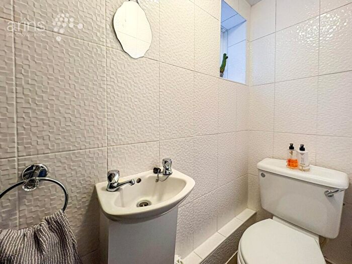 2 Bedroom Terraced House For Sale In Hill Road, Arborfield, RG2