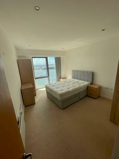 2 Bedroom Apartment To Rent In Alexandra Tower, Liverpool, L3