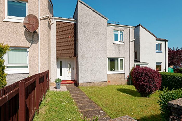 3 Bedroom Villa For Sale In Martlet Drive, Johnstone, PA5