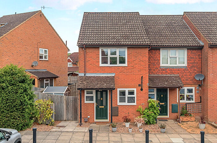 2 Bedroom End Of Terrace House For Sale In Elizabeth Court, Elizabeth Road, Godalming, Surrey, GU7