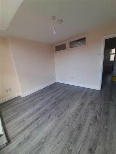 1 Bedroom Flat To Rent In Balmoral Road Flat, Fairfield, Liverpool, L6