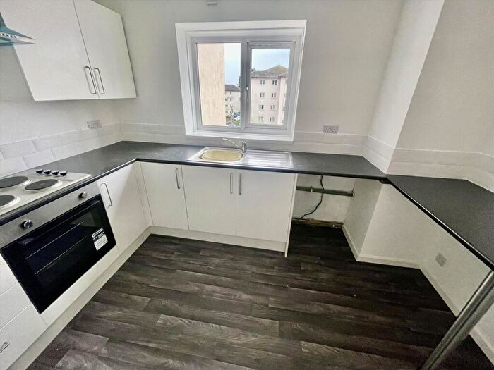 2 Bedroom Flat For Sale In Samuel Street, Preston, PR1