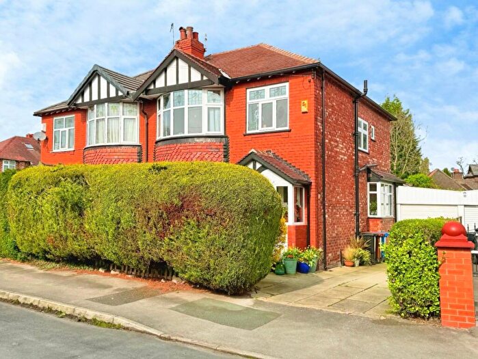 3 Bedroom Semi Detached House For Sale In Woodend Road, Davenport, SK3