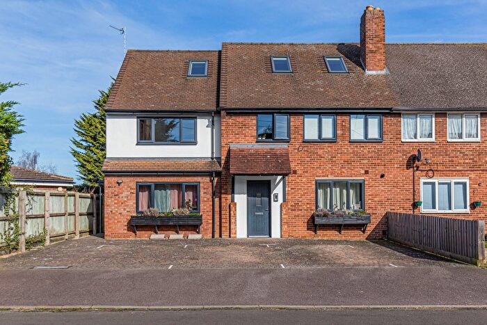 2 Bedroom Semi Detached House For Sale In Maitland Avenue, Cambridge, CB4