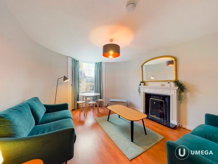 3 Bedroom Flat To Rent In Young Street, Central, Edinburgh, EH2