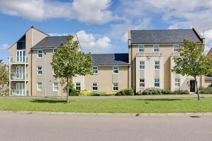 2 Bedroom Flat To Rent In Stone Hill, St. Neots, PE19