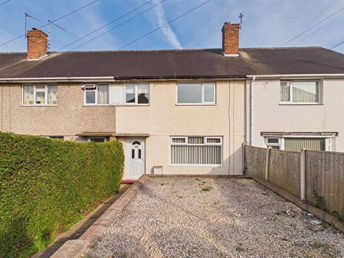 3 Bedroom Terraced House For Sale In Highbank Drive, Clifton, Nottingham, NG11