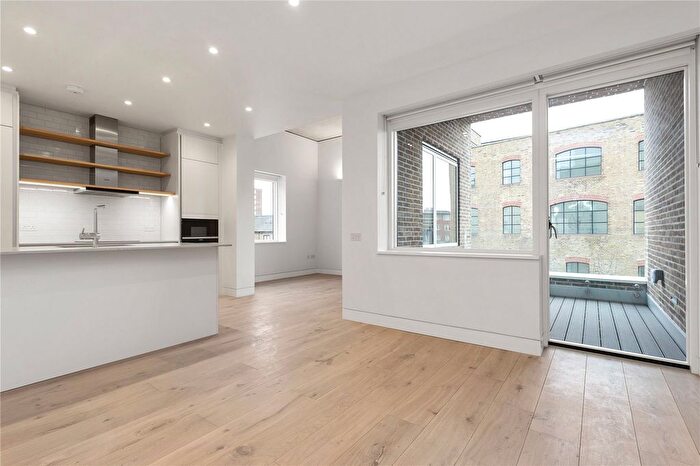 2 Bedroom Flat To Rent In Nicholas Road, London, W11