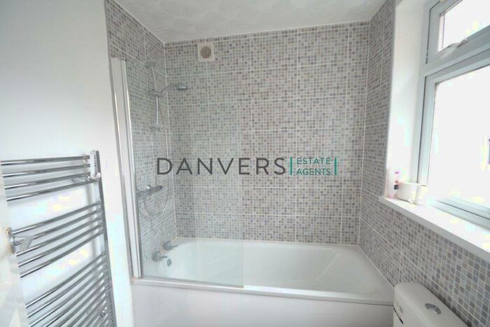 4 Bedroom Terraced House To Rent In Stuart Street, Leicester, LE3