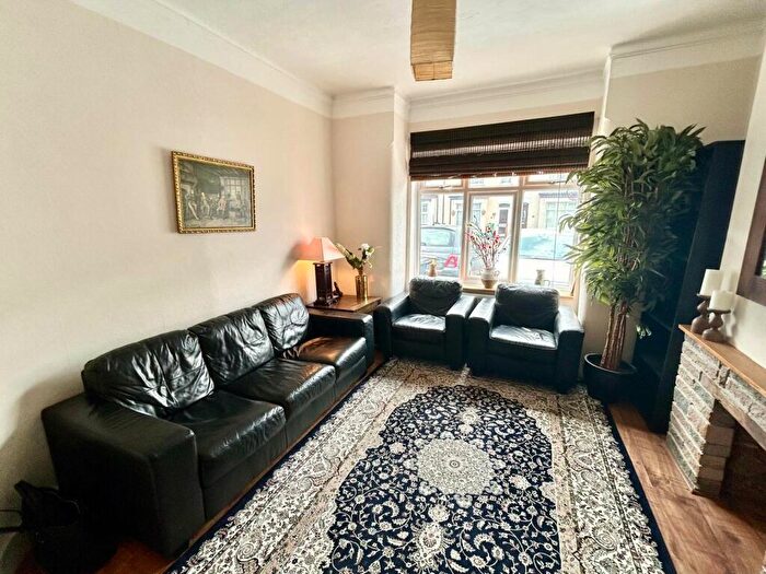 3 Bedroom Terraced House To Rent In Havelock Road, Bromley, BR2