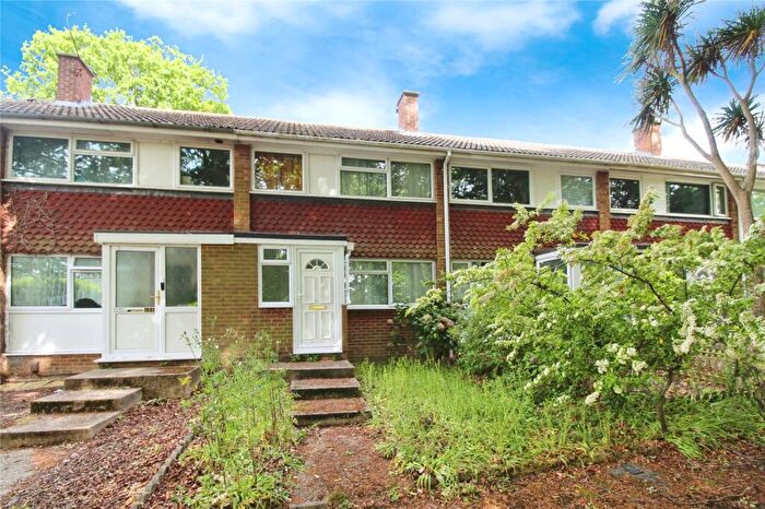 3 Bedroom Terraced House For Sale In Petworth Gardens, Southampton, Hampshire, SO16