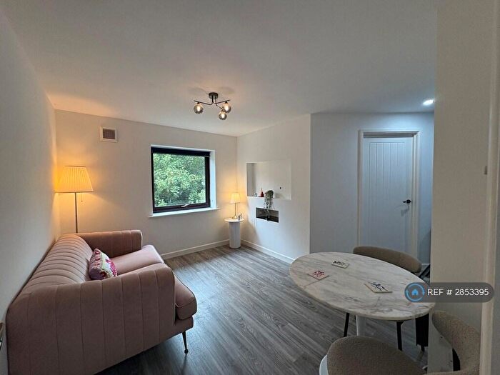 1 Bedroom Flat To Rent In Sholing, Southampton, SO19