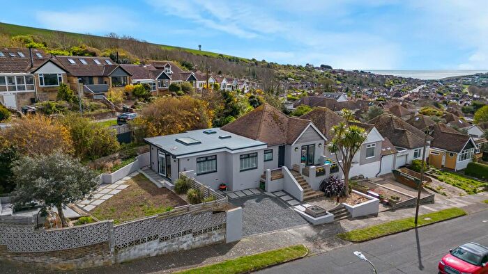 3 Bedroom Detached House For Sale In Hempstead Road, Saltdean, BN2