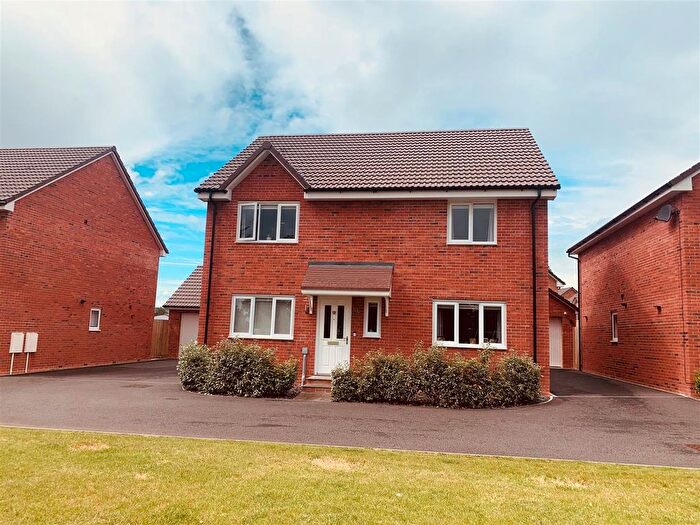 5 Bedroom Property For Sale In Potters Way, Cannington, Bridgwater, TA5
