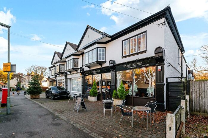 Studio To Rent In High Street, Tadworth, KT20