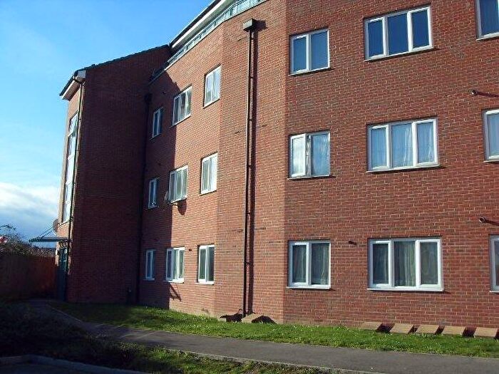 1 Bedroom Flat To Rent In St. Mark's Place, Dagenham, London, RM10