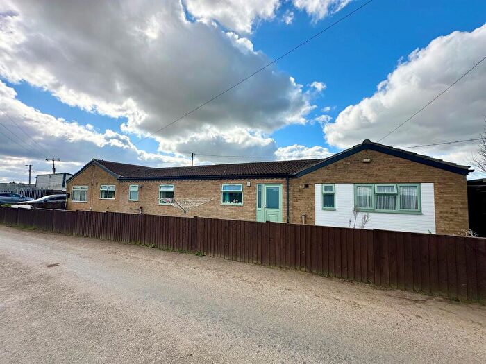 6 Bedroom Detached Bungalow For Sale In Euximoor Drove, Christchurch, Wisbech, PE14