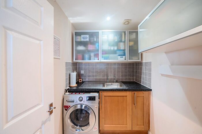 5 Bedroom Detached House For Sale In Dumas Drive, Whiteley, Fareham, Hampshire, PO15