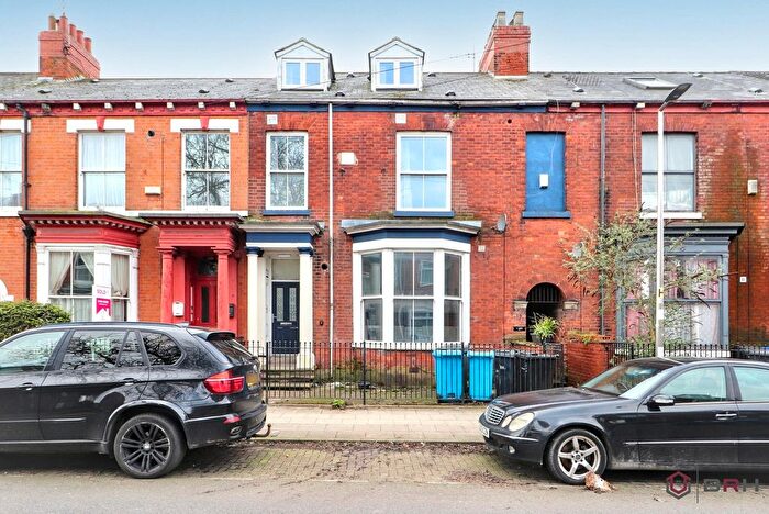 9 Bedroom Terraced House For Sale In Coltman Street, Hull, HU3