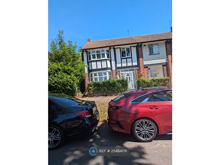 5 Bedroom End Of Terrace House To Rent In Wembley, HA9