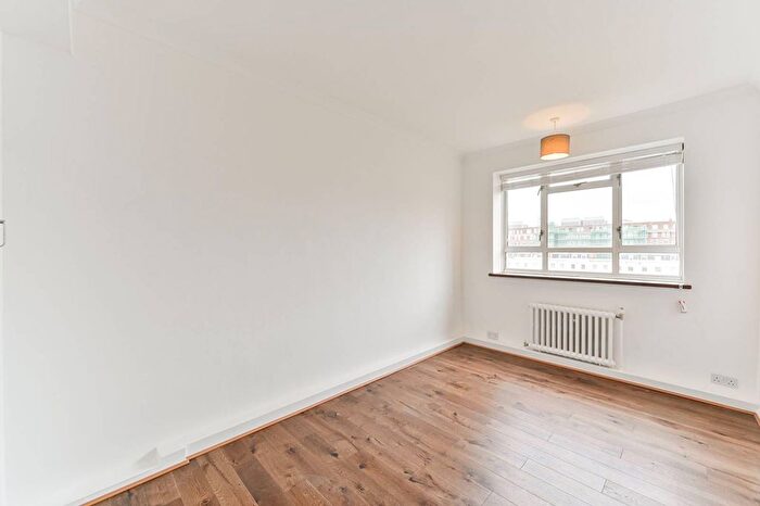 2 Bedroom Flat To Rent In Keats House, Pimlico, London, SW1V