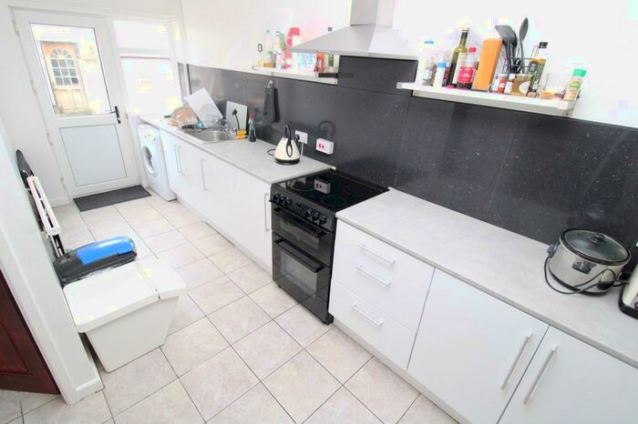 3 Bedroom Terraced House To Rent In Egypt Street, CF37