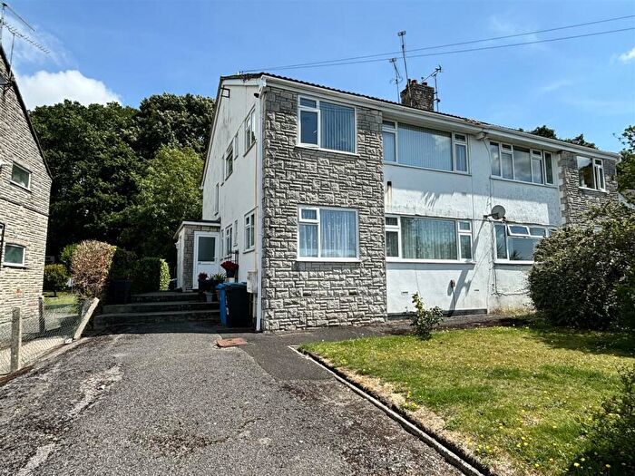 2 Bedroom Apartment To Rent In Allens Road, Upton, BH16