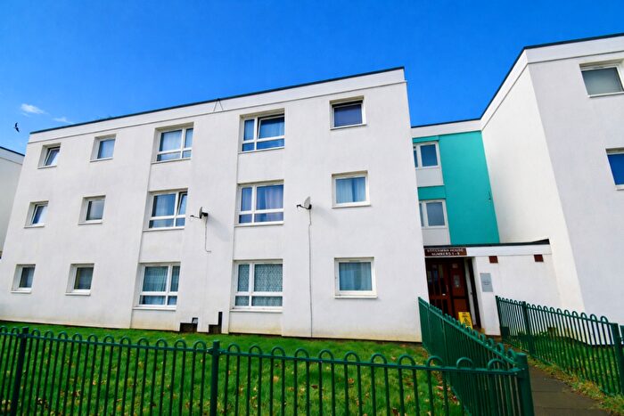 1 Bedroom Flat To Rent In Stitchman House, Byfield Road, Northampton, NN5