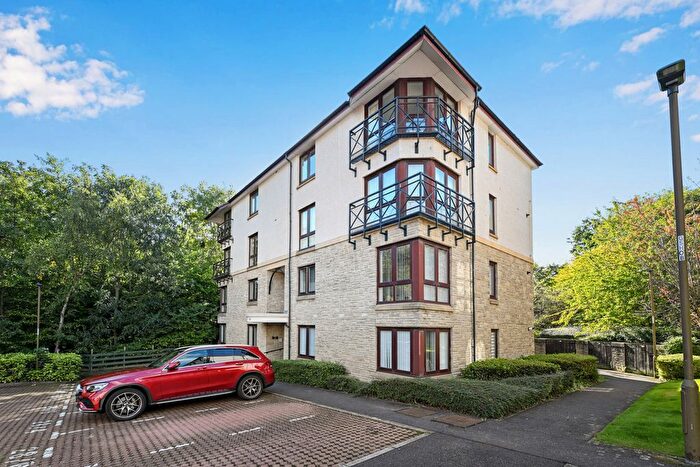 2 Bedroom Flat For Sale In / Greenpark, Liberton, Edinburgh, EH17