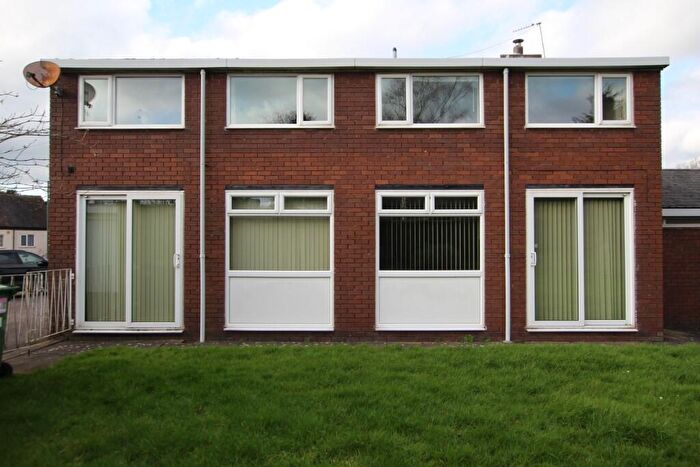 2 Bedroom Apartment To Rent In Castle Road, Hartshill, Nuneaton, Warwickshire, CV10