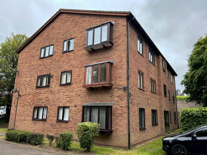 Studio To Rent In Oaklands Court, Moat Lane, B26