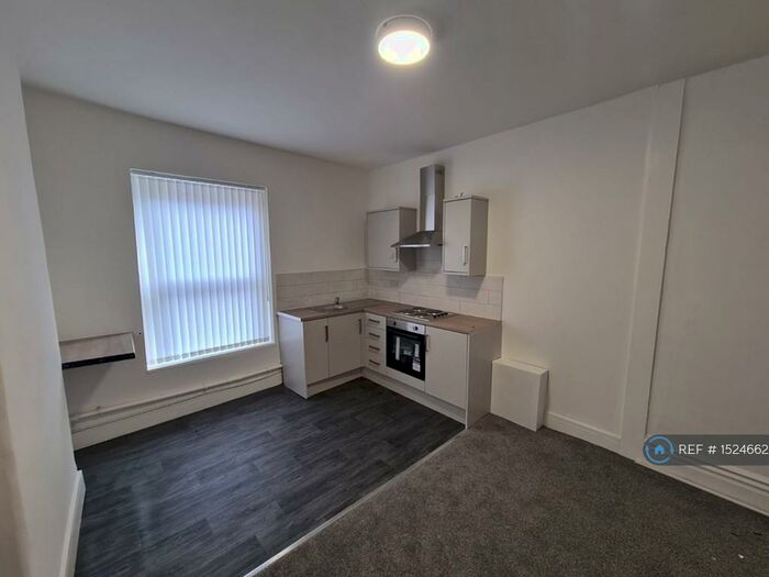 Studio To Rent In Bromwich Street, Bolton, BL2