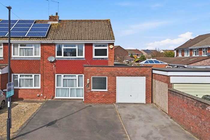 3 Bedroom Semi Detached House For Sale In Harrington Road, Bristol, BS14