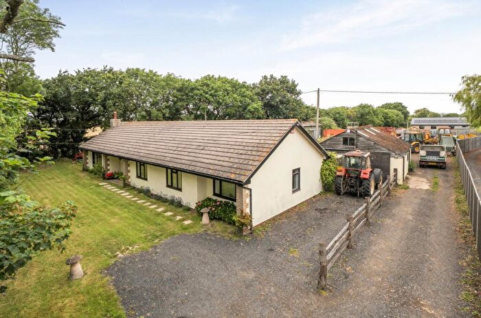 3 Bedroom Detached Bungalow For Sale In Almodington Lane, Earnley, PO20
