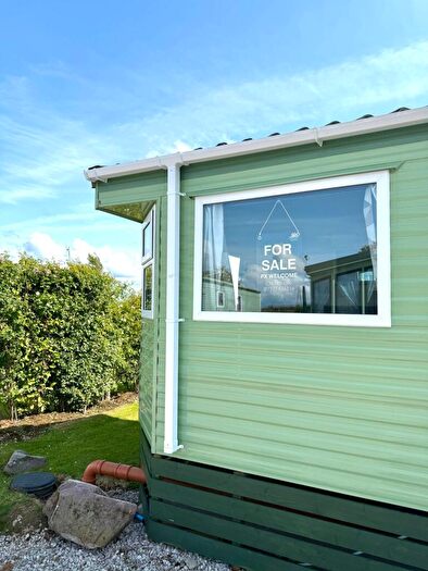 2 Bedroom Caravan For Sale In Carr Lane, Middleton, Morecambe, LA3