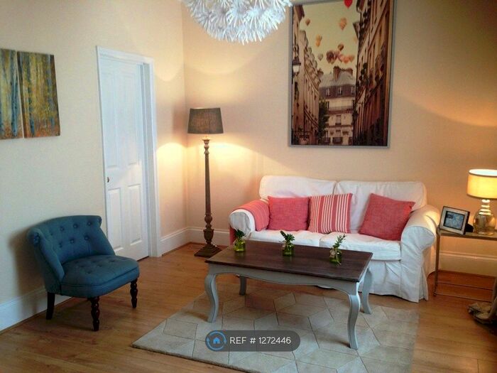 2 Bedroom Maisonette To Rent In Horsa Road, Erith DA8