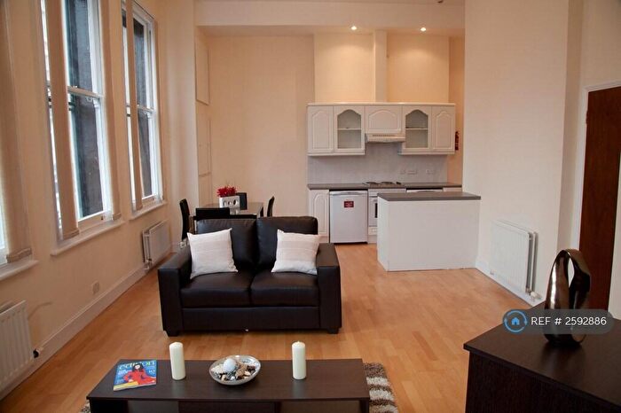 1 Bedroom Flat To Rent In London City House, London, EC1V