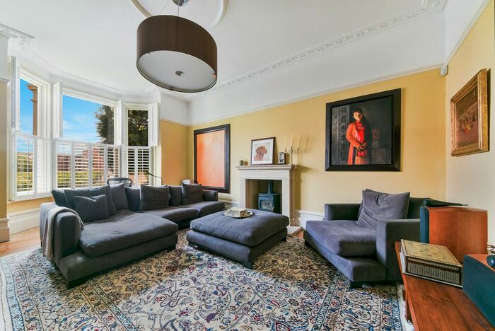 3 Bedroom Property To Rent In Edge Hill, London, SW19