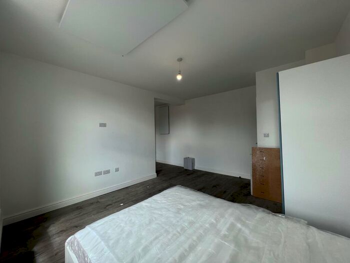 Studio To Rent In Brighton Street, Coventry, CV2