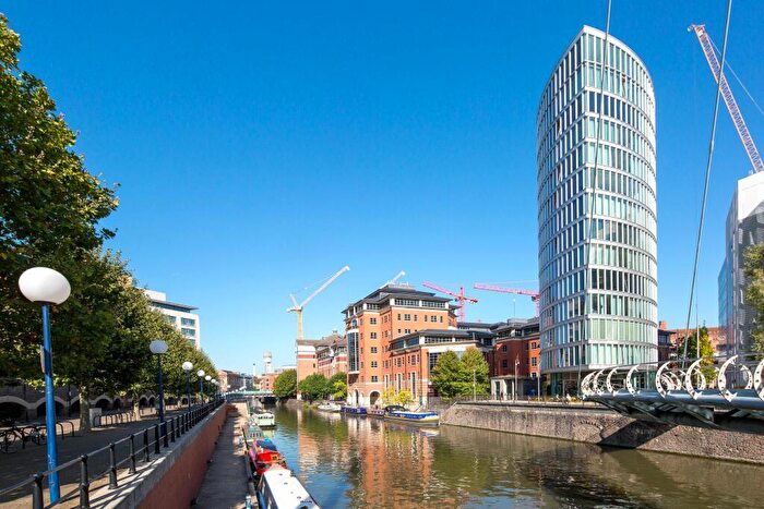 1 Bedroom Flat To Rent In The Eye, Glass Wharf, Bristol, BS2