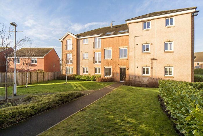 2 Bedroom Flat For Sale In / Milligan Drive Edinburgh, EH16
