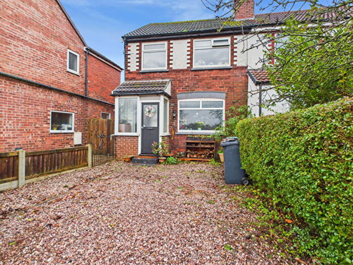 3 Bedroom End Of Terrace House For Sale In Turning Lane, Scarisbrick, Lancashire, PR8