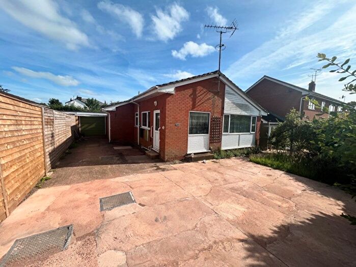 2 Bedroom Bungalow For Sale In Cherry Meadow, Cheriton Fitzpaine, Crediton, Devon, EX17
