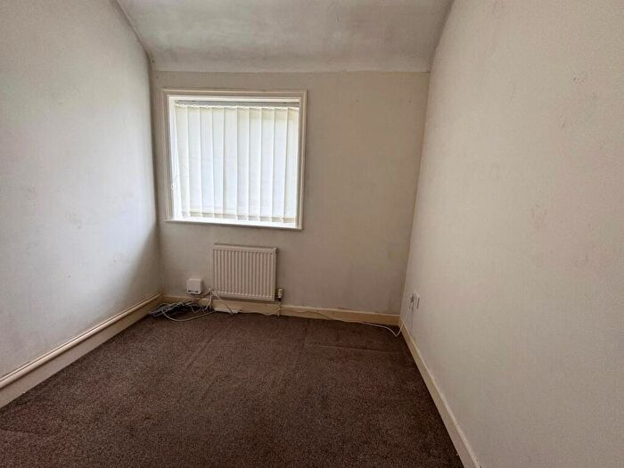 3 Bedroom Semi-Detached House For Sale In Felton Avenue, Close To Civic Centre, Manchester, M22