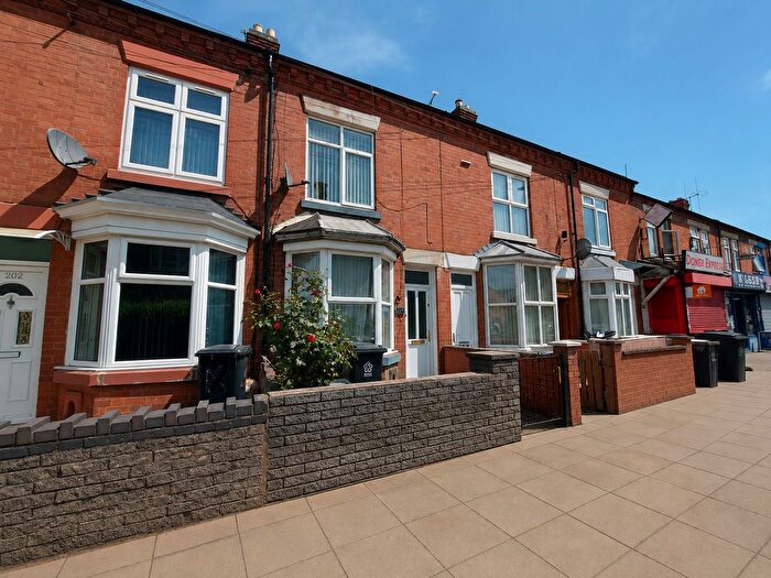 3 Bedroom Terraced House For Sale In Green Lane Road, Leicester, LE5