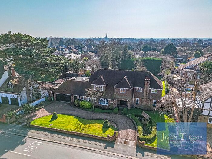 5 Bedroom Detached House For Sale In Herbert Road, Emerson Park, Hornchurch, RM11